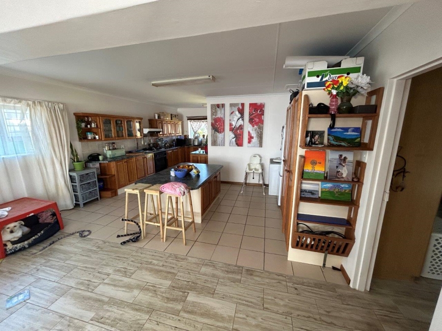 9 Bedroom Property for Sale in Jeffreys Bay Central Eastern Cape